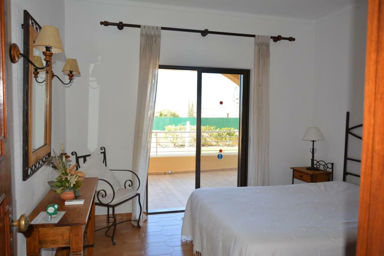 Villa Paraiso - 4 Bedrooms And Pool Albufeira Luaran gambar